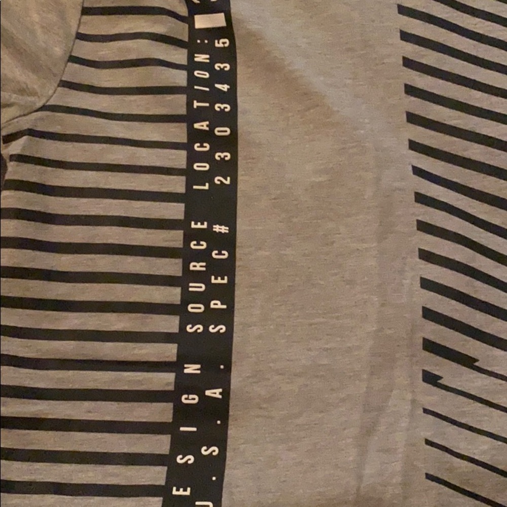 Express tee. - Picture 3 of 3